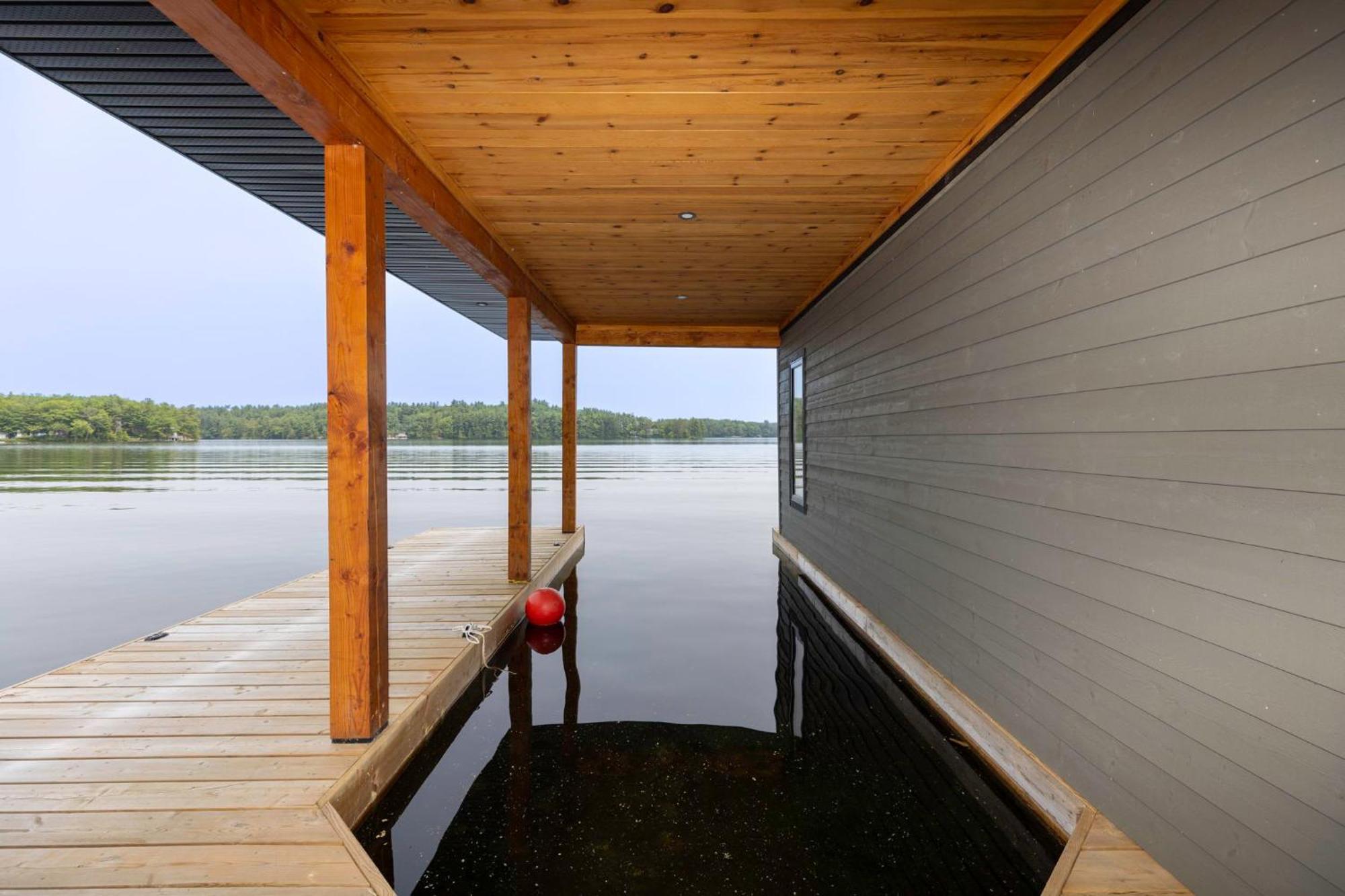 Tranquil Shores Mactier Luaran gambar